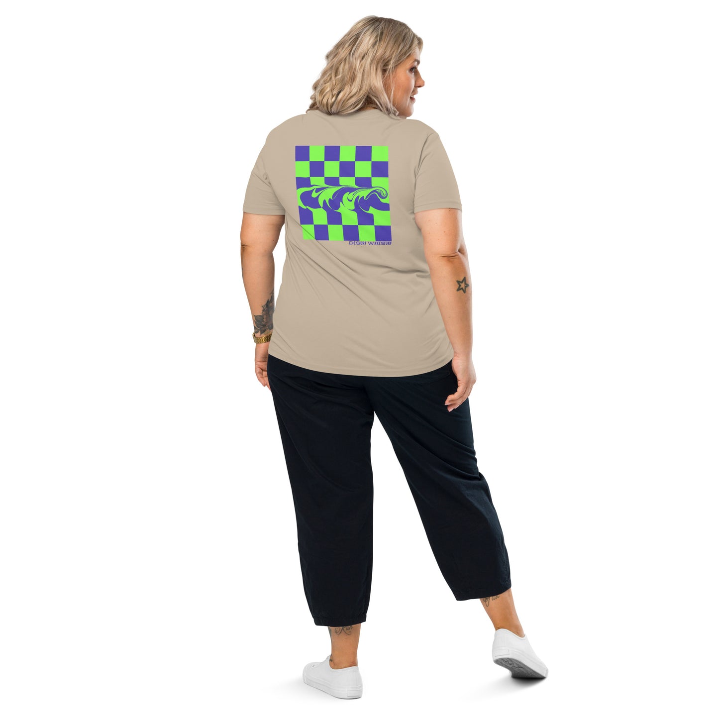 Waves in Check Women's T-shirt